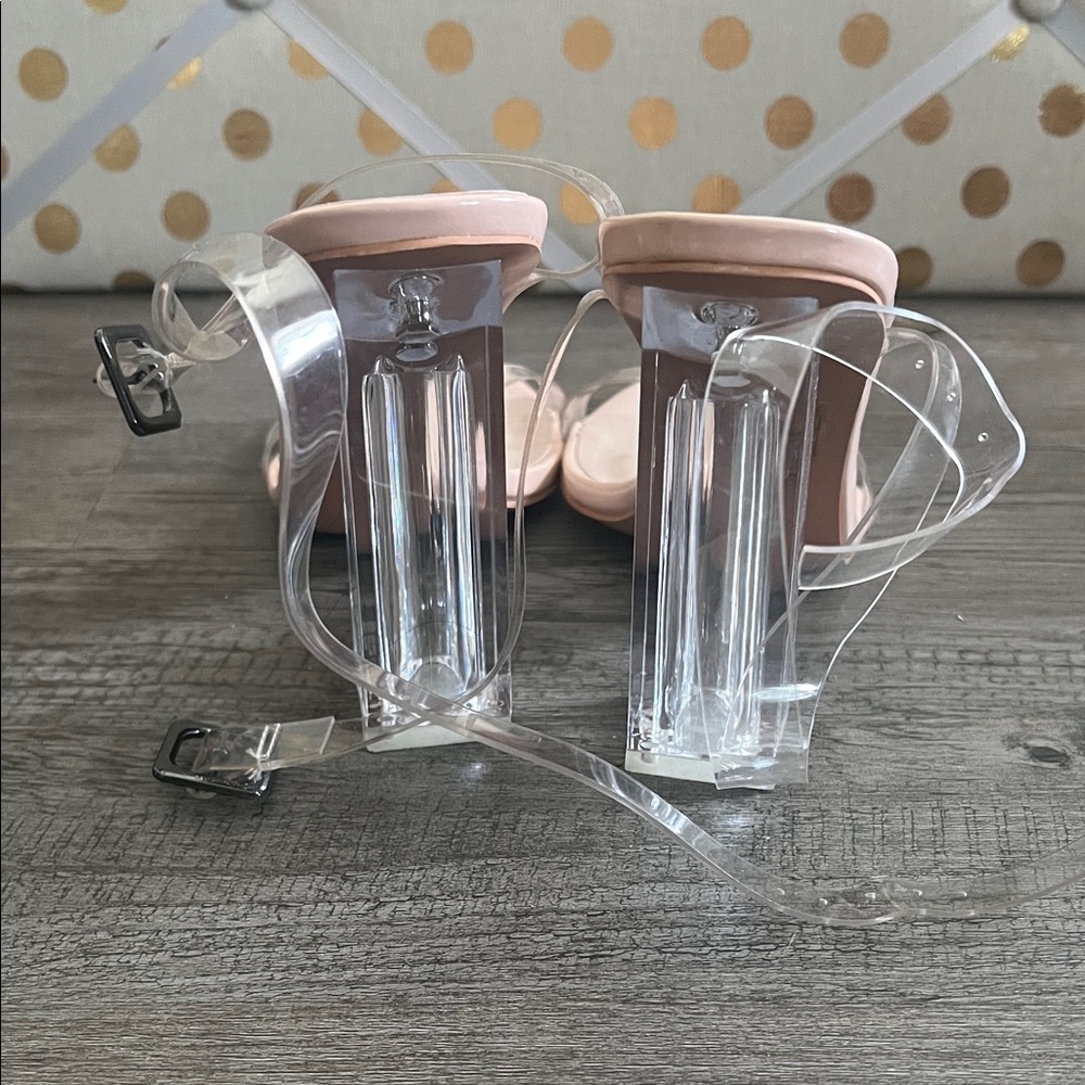 NWOT Boohoo Blush Pink Clear Block Heels size 4 - Picture 3 of 7